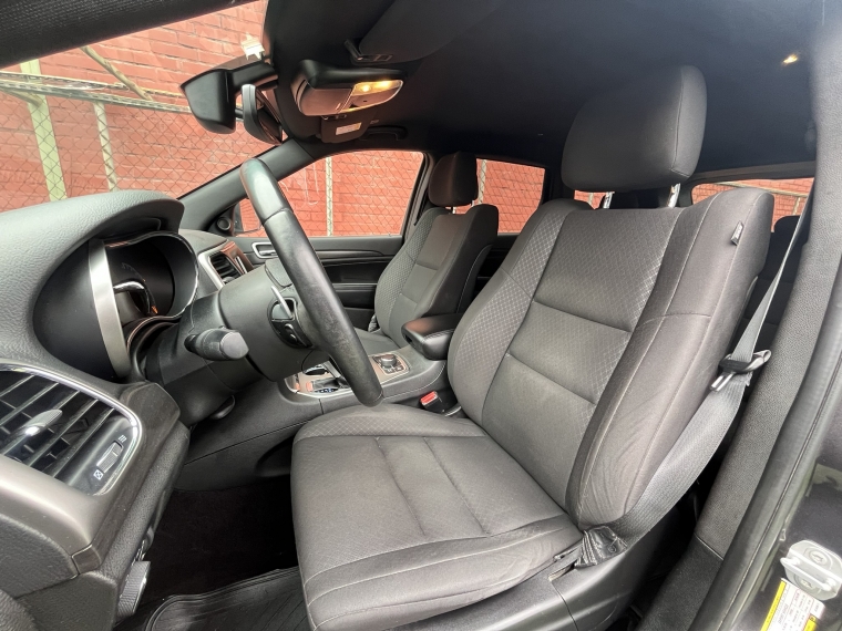 Jeep Grand cherokee laredo Grand Cherokee Laredo 3.6 Aut 2019 Usado en Rosselot Usados