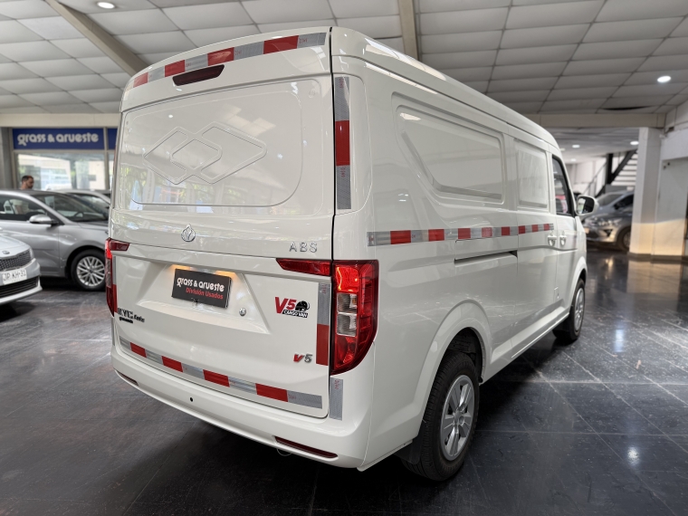 Kyc V5 cargo van 1.5l 5mt Ac 2026  Usado en Grass & Arueste