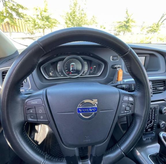 Volvo V40 Comfort Aut 2016  Usado en Automarket Chile