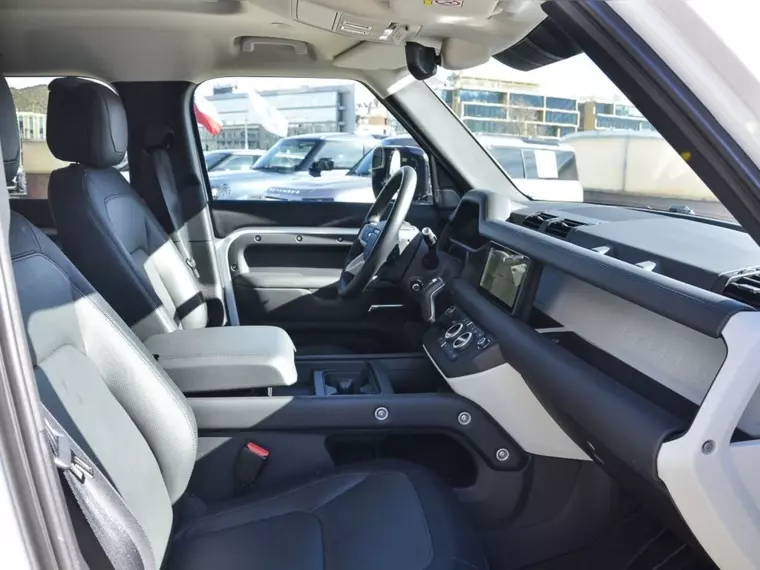 Land rover Defender 110 X-dynamic S 2024 Usado Usado en Webautos.cl Land rover Defender 110 X-dynamic S 2024 Usado Usado en Webautos.cl