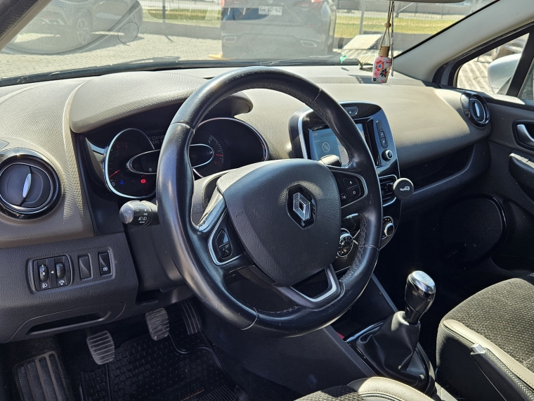 Renault Clio Iv Dynamique Mt 0.9 T 2018 Usado  Usado en Kovacs Usados