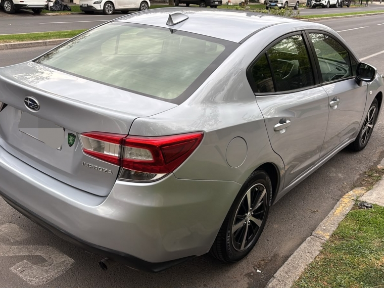 Subaru New Impreza — foto 5 de 11