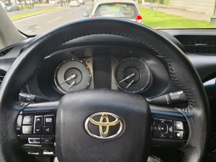 Toyota Hilux Dx 4x4 2.4 2022 Usado  Usado en Webautos.cl