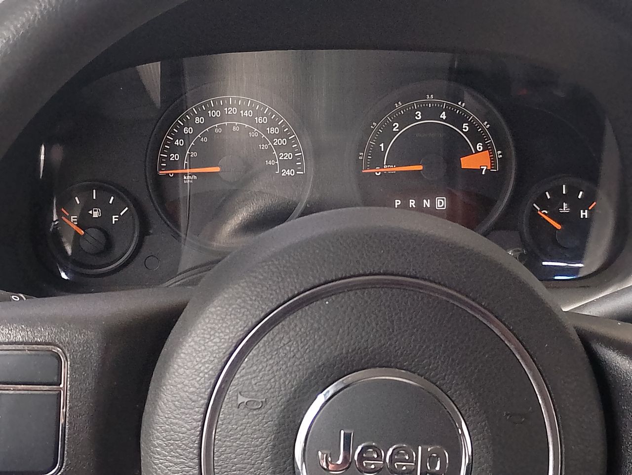 Jeep Compass Compass Sport 4x4 2.4 At 2014 Usado en Usados de Primera - Sergio Escobar