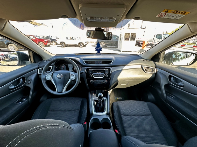 Nissan Qashqai 2.0 Sense Ac Mt 4x2 2017 Usado  Usado en Kovacs Usados