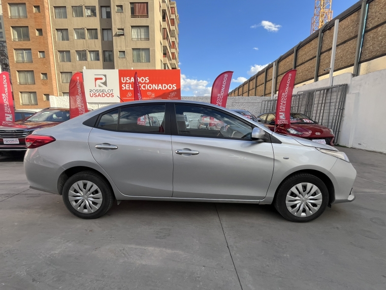 Toyota Yaris sedan Yaris Sedan Otto 1.5 2022 Usado en Rosselot Usados