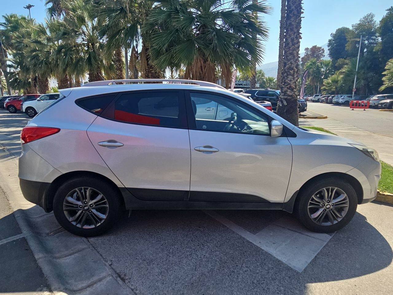 Hyundai Tucson New Tucson Gl 2.0 2014 Usado en Usados de Primera - Sergio Escobar