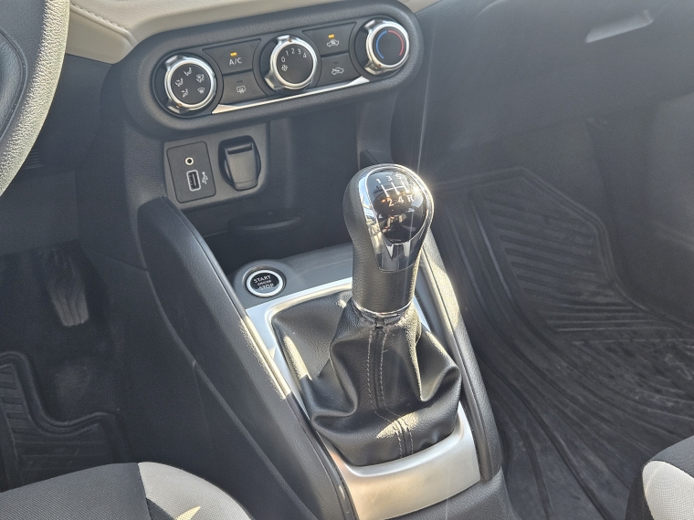 Nissan Versa Advance Mt 1.6 2021 Usado  Usado en Kovacs Usados