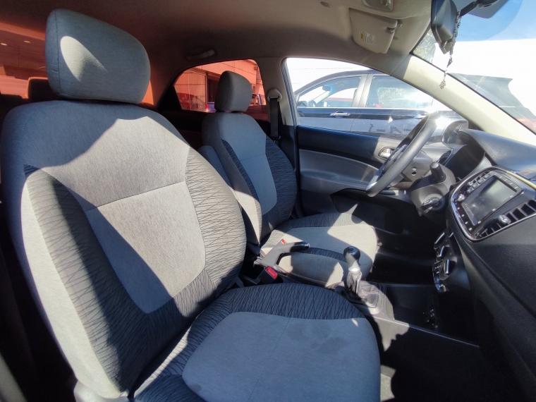 Kia Soluto Soluto Lx 1.4l 5mt Ac - 2055 2021 Usado en Rosselot Usados