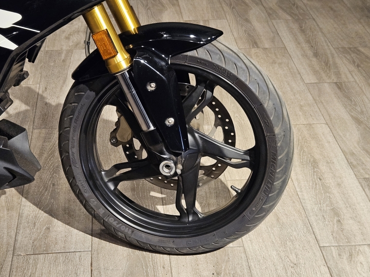 Bmw G 310 r . 2025 Usado en BMW Premium Selection