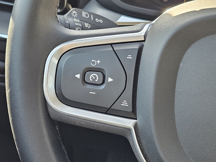 Volvo Xc60 Ii B5 4x4 2.0 Aut  2022 Usado  Usado en Autoselect Usados