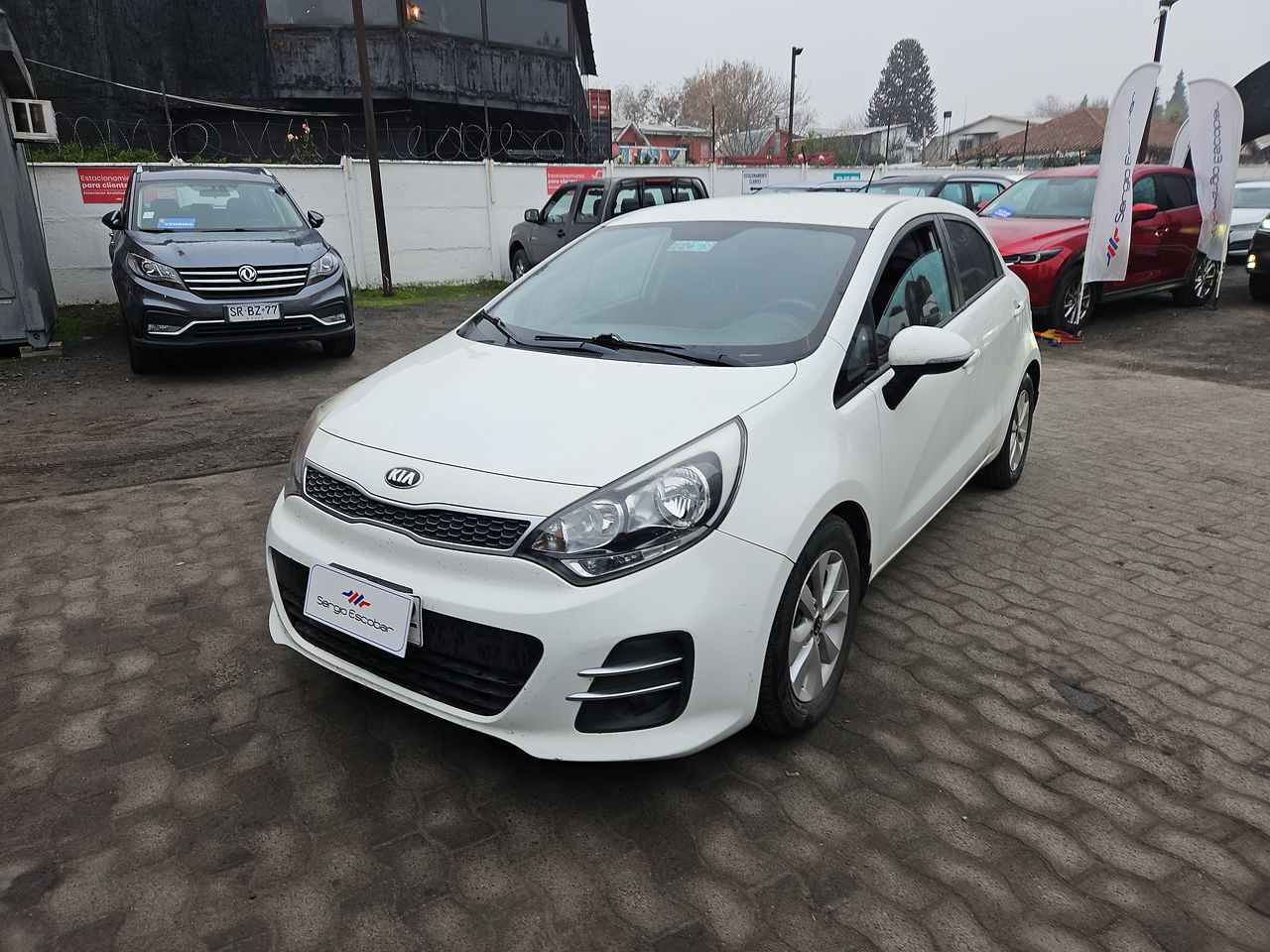 Kia Rio 5 Rio 5 Ex 1.4 2015 Usado en Usados de Primera - Sergio Escobar