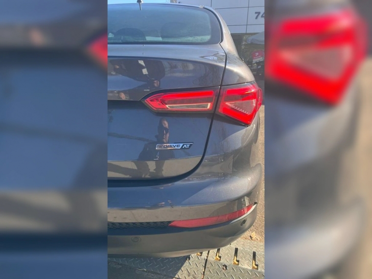 Fiat Cronos Drive 1.8 Aut 2022 Usado  Usado en Webautos.cl