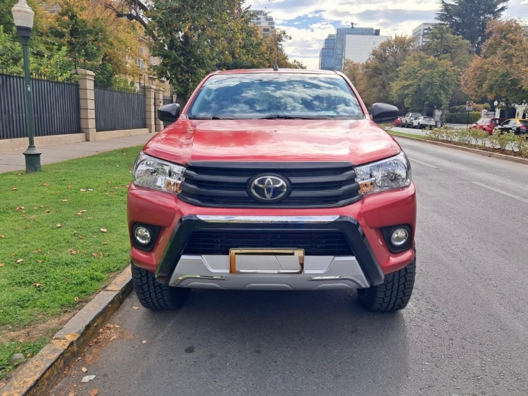 TOYOTA HILUX DX 4X4 2.4 - imagen 12