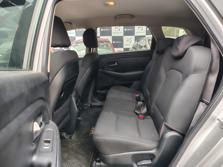 Kia Carens Carens Ex 2.0 2016 Usado en Rosselot Usados