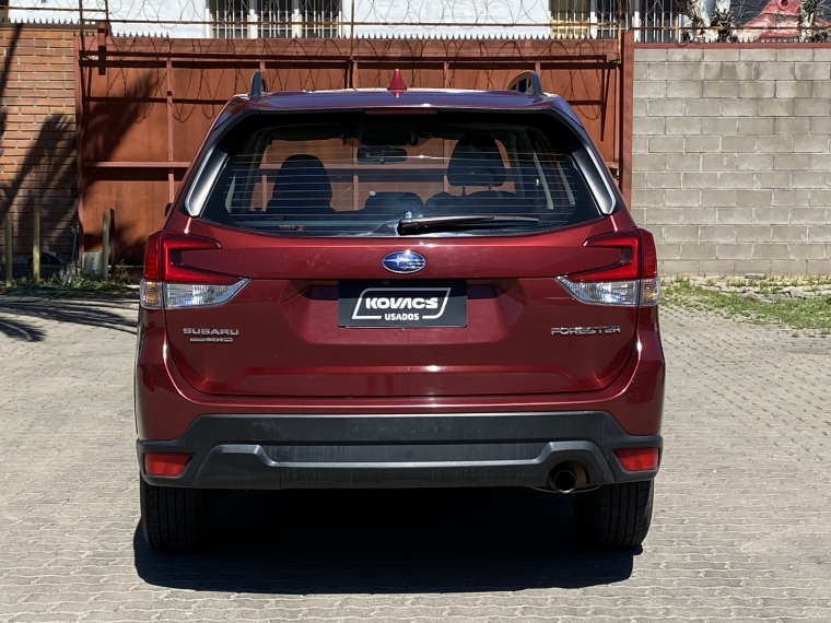 Subaru Forester 2.0i X Awd At 5p 2023 Usado  Usado en Kovacs Usados