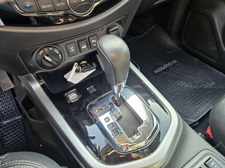 Nissan Navara Platinum Dc 4x4 2.3 Aut (facturable) 2023 Usado  Usado en Kovacs Usados