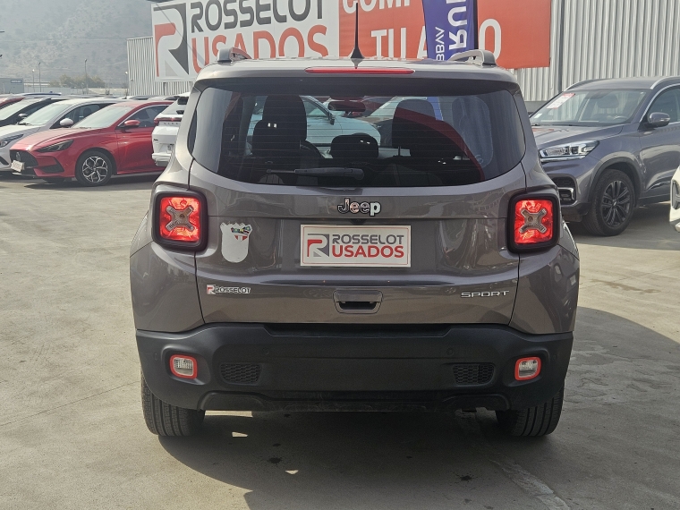 Jeep Renegade Renegade Sport 1.8 2023 Usado en Rosselot Usados
