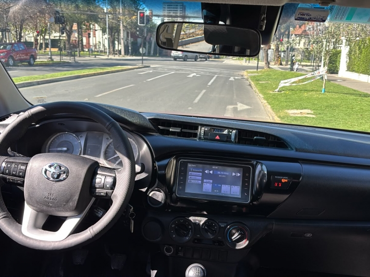 Toyota Hilux Dcab Dx 4X2 2.4Cc — foto 9 de 11