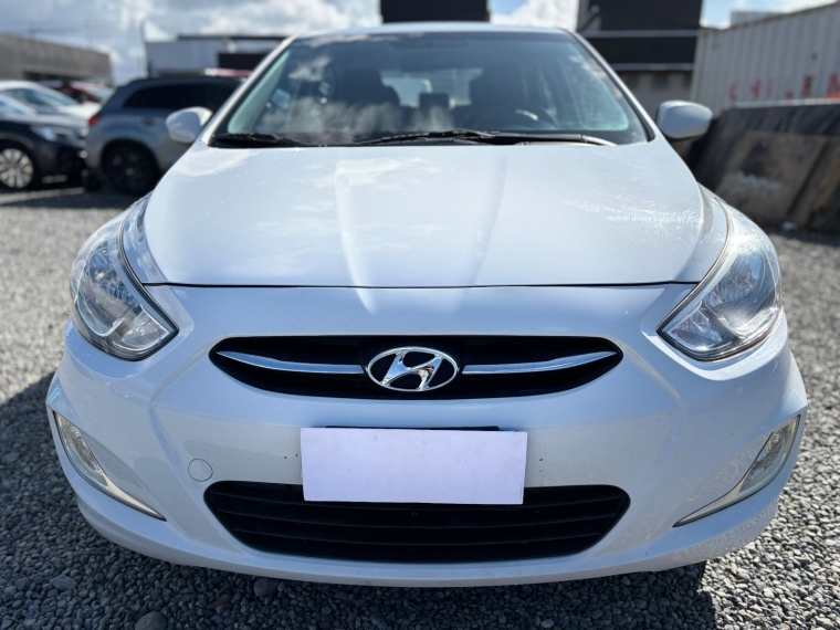 Hyundai Accent Rb 1.4 2019  Usado en Guillermo Morales Usados