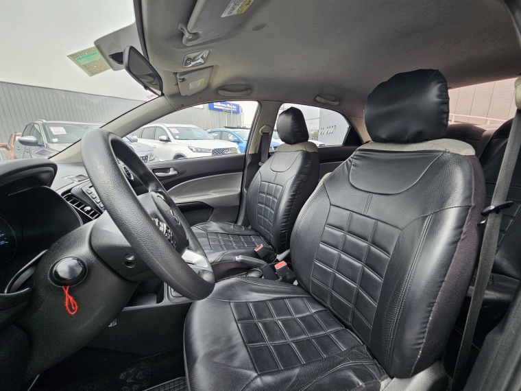 Kia Soluto Soluto 1.4 2021 Usado en Rosselot Usados