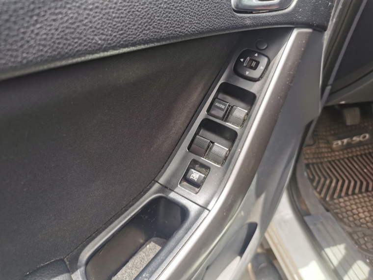 Mazda Bt-50 Bt-50 2.2 Dc 4x4 Sdx Abs Ds 2019 Usado en Rosselot Usados