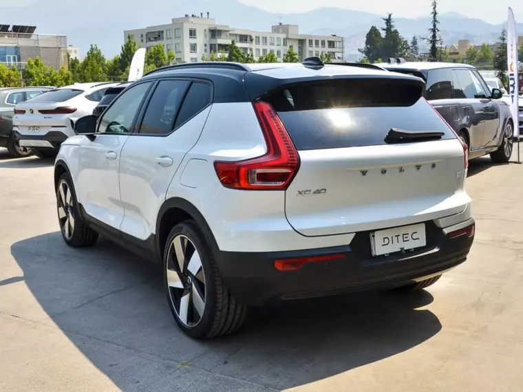 Volvo Xc40 2.0 T5 Hybrid At 4x4 Hibrido 2024 Usado Usado en BMW Premium Selection Volvo Xc40 2.0 T5 Hybrid At 4x4 Hibrido 2024 Usado Usado en BMW Premium Selection