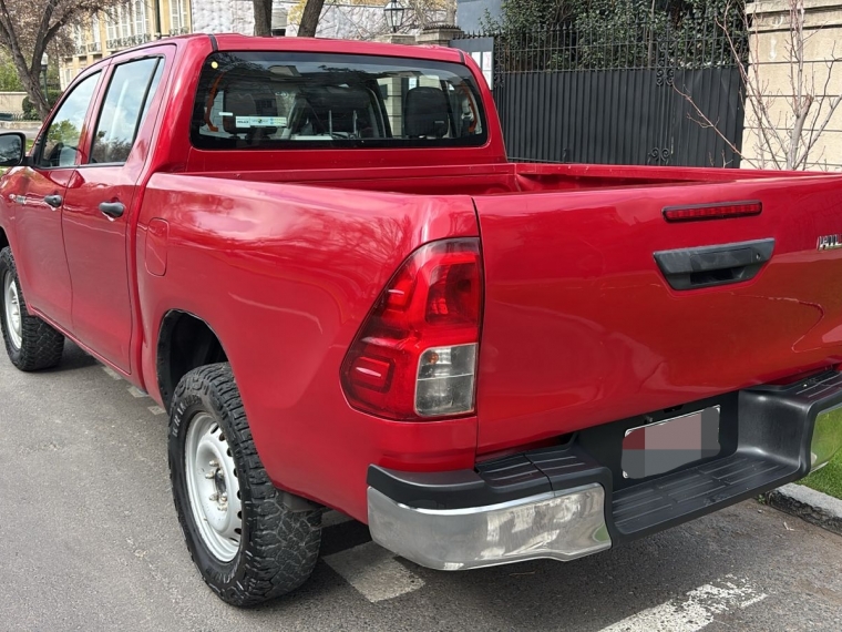 TOYOTA HILUX  Dcab DX 4x2 2.4cc - imagen 2