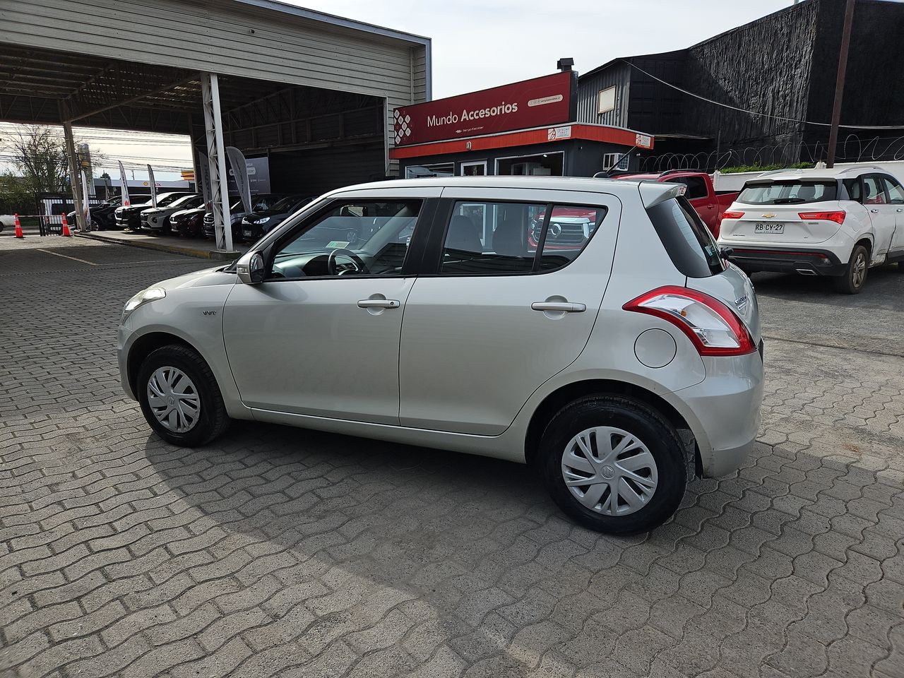 Suzuki Swift Swift Dohc Hb 1.2 2018 Usado en Usados de Primera - Sergio Escobar