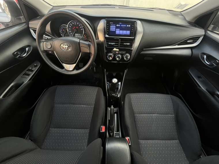 Toyota Yaris sedan Yaris Sedan Otto 1.5 2022 Usado en Rosselot Usados