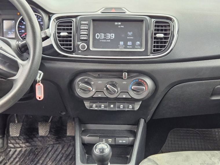 Kia Soluto Soluto Lx 1.4l 5mt G Ll Euro 6b - 2328 2024 Usado en Rosselot Usados