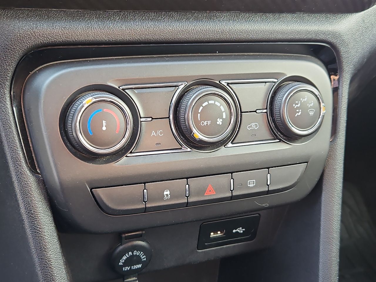 Chery Tiggo 2 Tiggo 2 Gls Mt 1.5 2022 Usado en Usados de Primera - Sergio Escobar