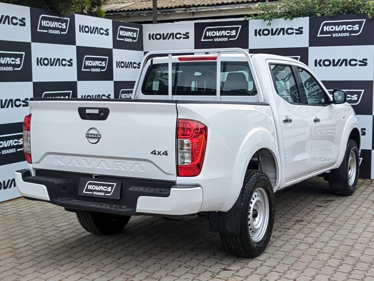 Nissan Navara D Cab Mt 4x4 2.3 2023 Usado  Usado en Kovacs Usados