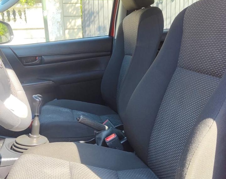 Toyota Hilux Dx 4x4 2.4 2022  Usado en Autos