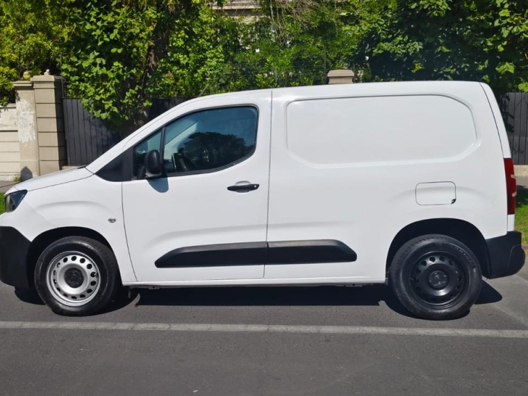 Peugeot Partner Hdi 1.6 2022  Usado en GT Autos
