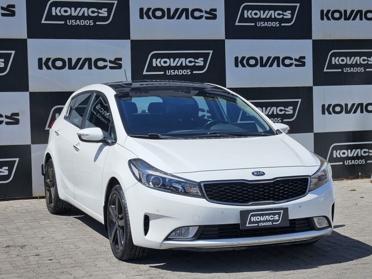 Kia Cerato 5 Sx At 2018 Usado  Usado en Kovacs Usados