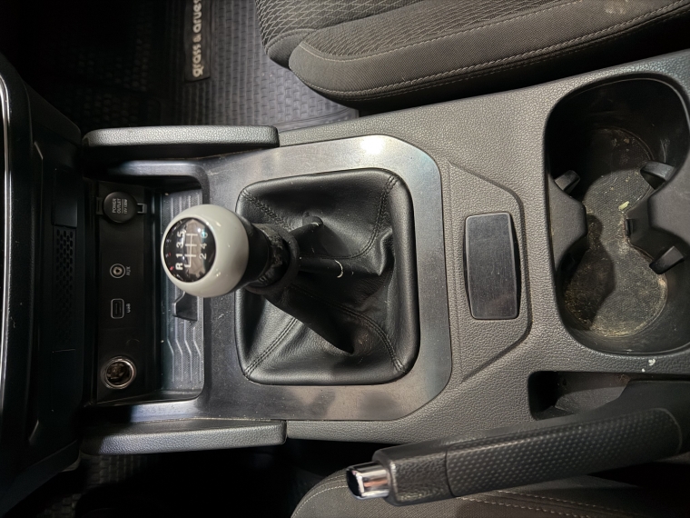 Ssangyong Grand musso Glx 2.2l 6mt 4x2 2022  Usado en Grass & Arueste