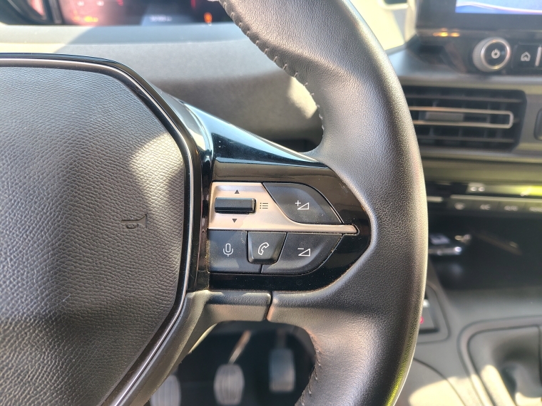 Peugeot Rifter Rifter Mca Allure Diesel 100hp Mt 2025 Usado en Rosselot Usados