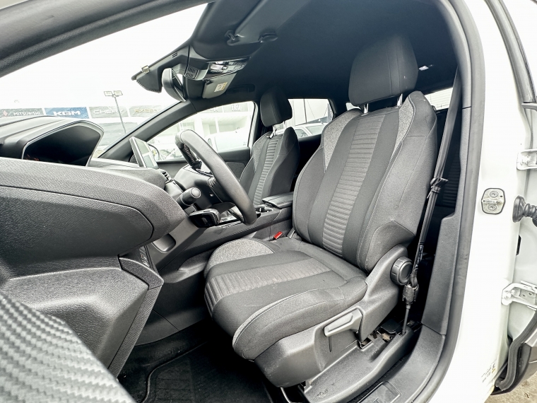 Peugeot 3008 3008 Puretech 1.2l 2023 Usado en Rosselot Usados