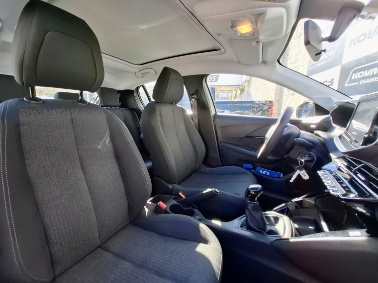 Peugeot 208 Puretech Style  Mt 2023 Usado  Usado en Kovacs Usados