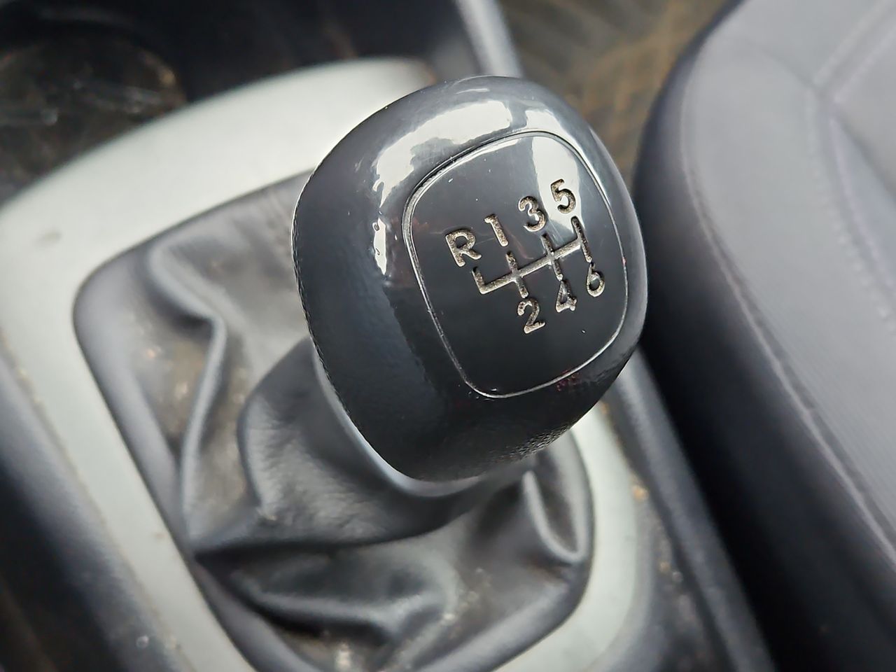 Kia Rio 5 Rio 5 Ex 1.4 2015 Usado en Usados de Primera - Sergio Escobar