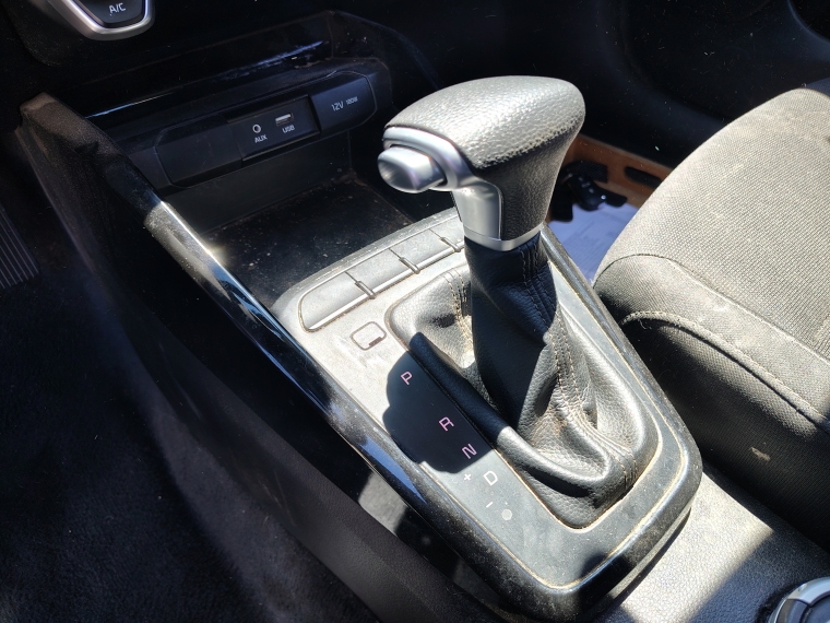 Kia Rio 4 Rio 4 Ex 1.4 Aut 2018 Usado en Rosselot Usados