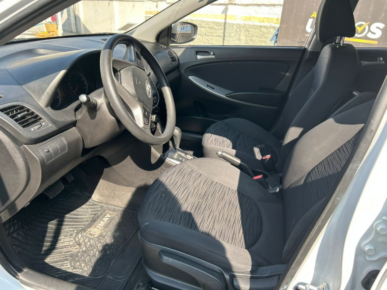 Hyundai Accent Rb Gl Aut 2017 Usado  Usado en Webautos.cl