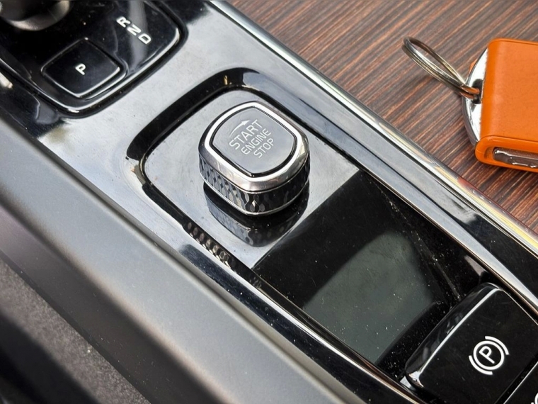 Volvo Xc60 Ii T8 Recharge 4x4 2.0 Aut 2024 Usado Usado en BMW Premium Selection Volvo Xc60 Ii T8 Recharge 4x4 2.0 Aut 2024 Usado Usado en BMW Premium Selection