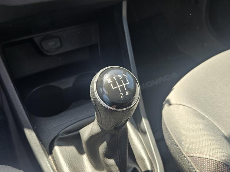 Volkswagen Voyage Highline 1.6 Mt 2021 Usado  Usado en Kovacs Usados