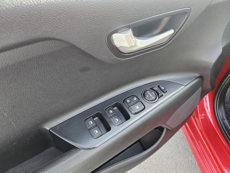 Kia Rio 5 Ex Full Mt 1.4 2019 Usado  Usado en Kovacs Usados