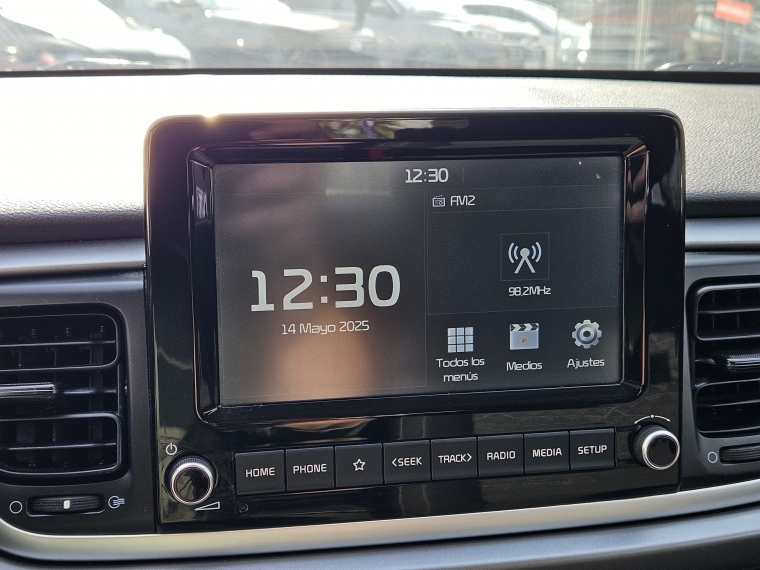 Kia Rio 5 Ex Full 6mt 1.4 2023 Usado  Usado en Kovacs Usados