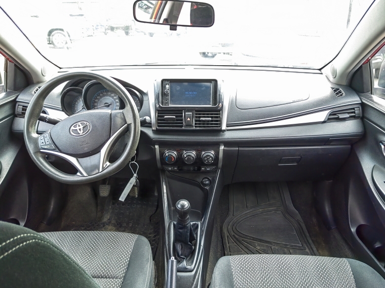 Toyota Yaris sedan Yaris Gli 1.5 Mec 2017 Usado en Rosselot Usados