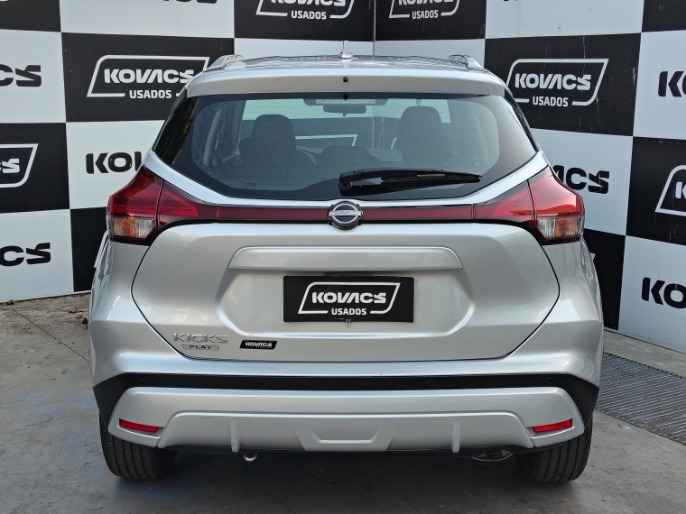 Nissan Kicks 1.6  Play  Sense Mt 2025 Usado  Usado en Kovacs Usados
