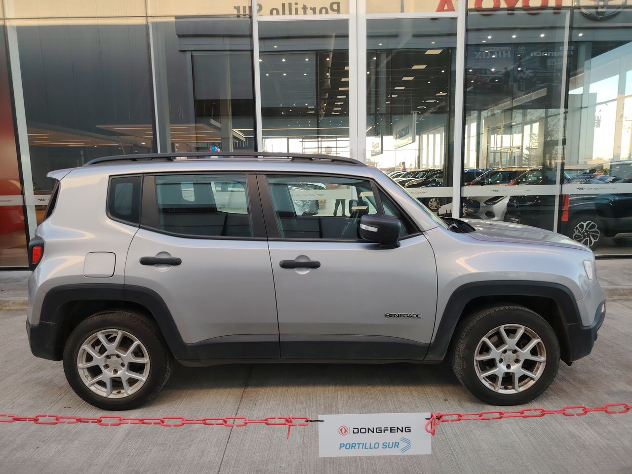 Jeep Renegade Renegade Sport 1.8 2022 Usado en Usados de Primera - Sergio Escobar